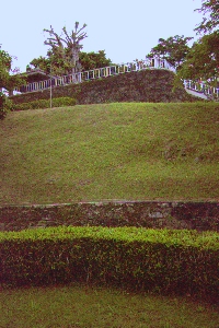 屋良城跡