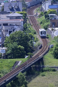 HR邩
