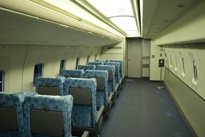 MLX01-1 リニアモーターカー試験車 車内
