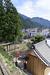 海老集落遠望