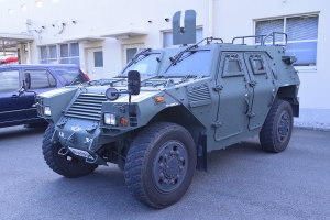 自衛隊 軽装甲機動車LAV