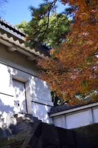 平川門の紅葉