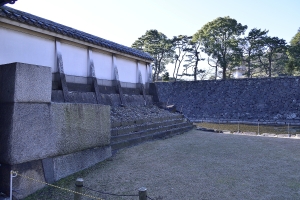 ��؂̂�����ɍT����