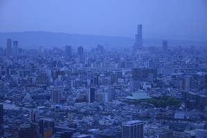 早朝の大阪市街